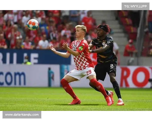 美因茨vs奥格斯堡：主队四后卫伤缺，防线重组成最大课题